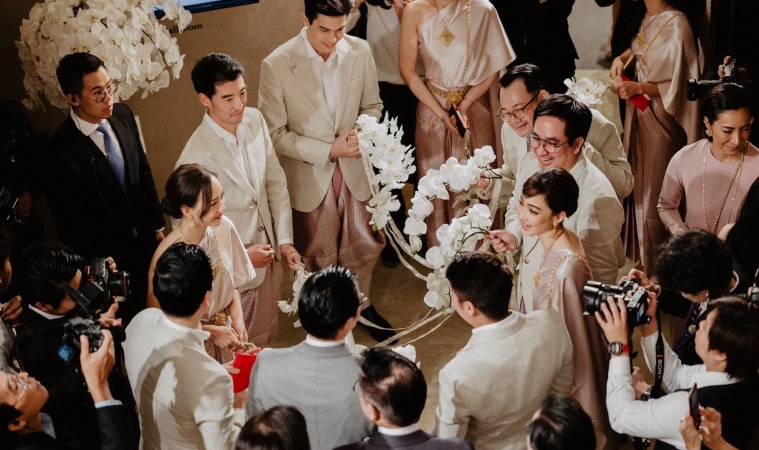 มิว นิษฐา-ไฮโซเซนต์